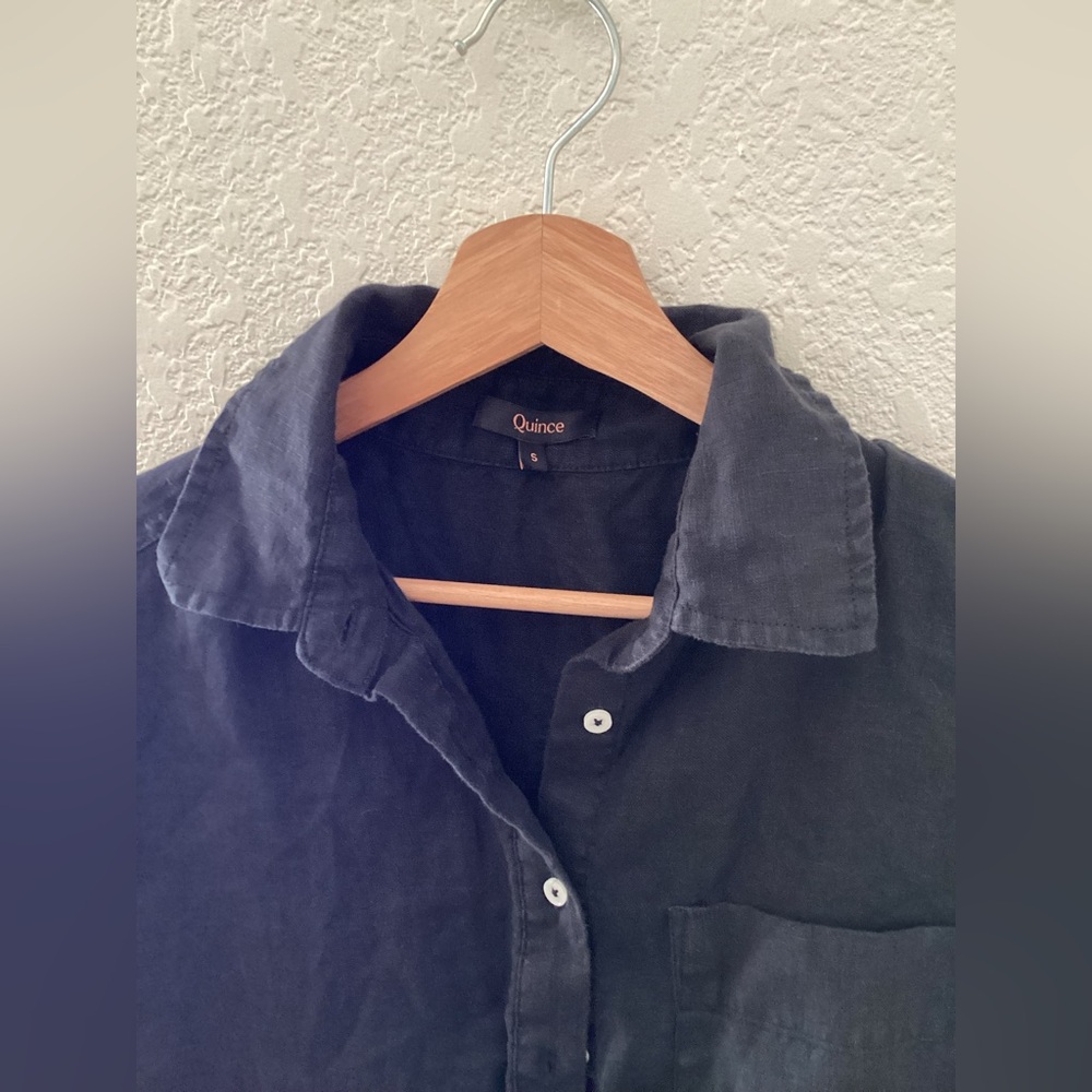 Quince Black Linen Button Down Short sleeve Shirt - Picture 2 of 4
